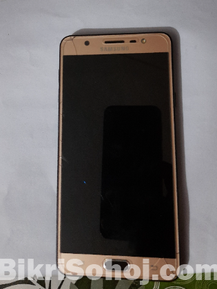 Samsung Galaxy J7 Max